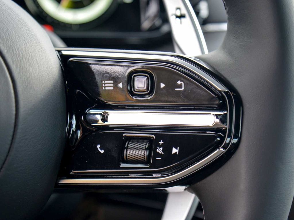 Aston Martin V8 Vantage 2026