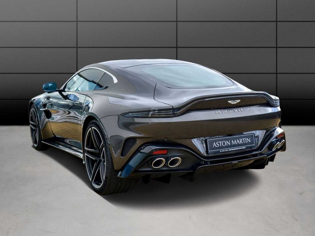 Aston Martin V8 Vantage 2026