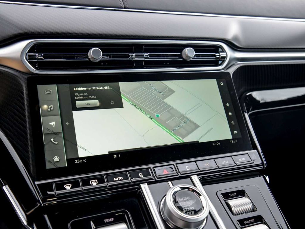 Aston Martin V8 Vantage 2026