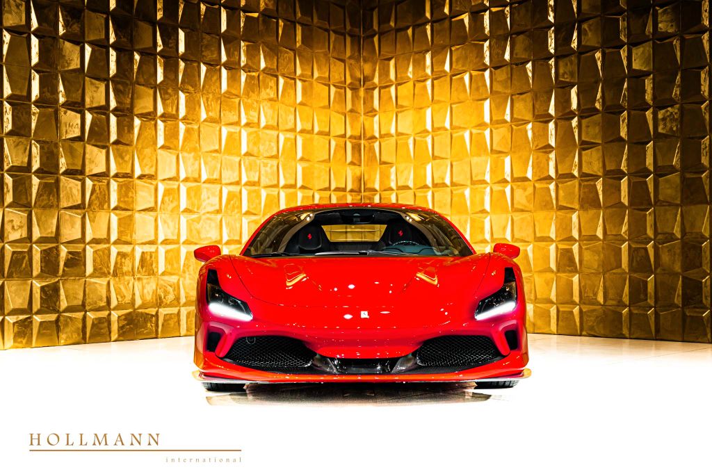 Ferrari F8 2021