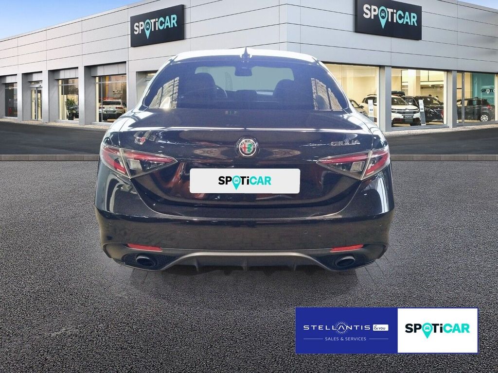 Alfa Romeo Giulia 2023