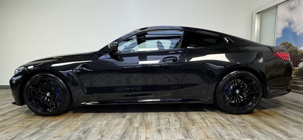 BMW M4 2025