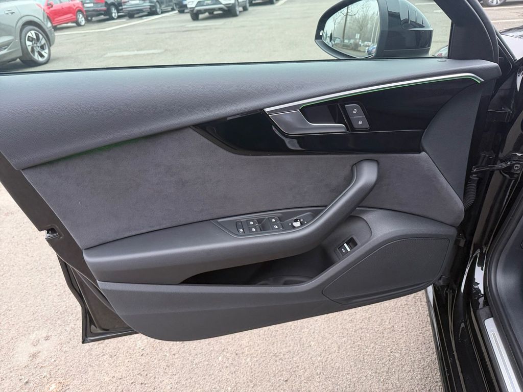 Audi A4 2024