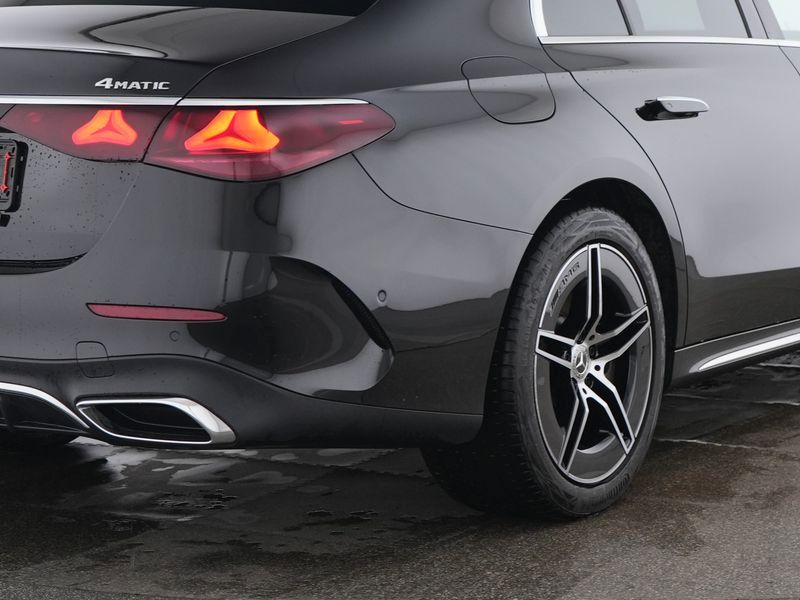 Mercedes-Benz E 300 2024