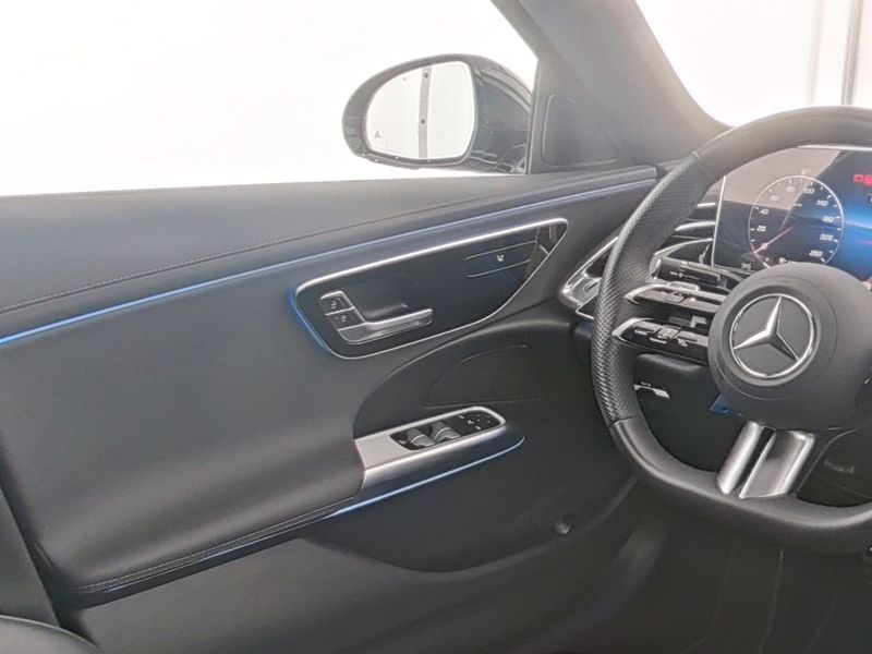 Mercedes-Benz E 300 2024