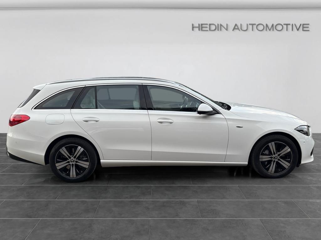 Mercedes-Benz C 300 2025