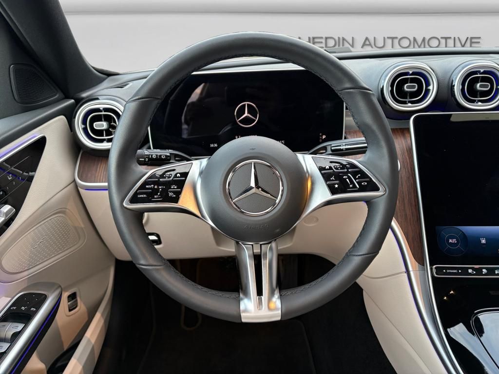 Mercedes-Benz C 300 2025