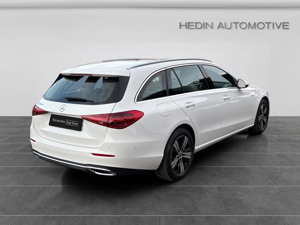 Mercedes-Benz C 300 2025