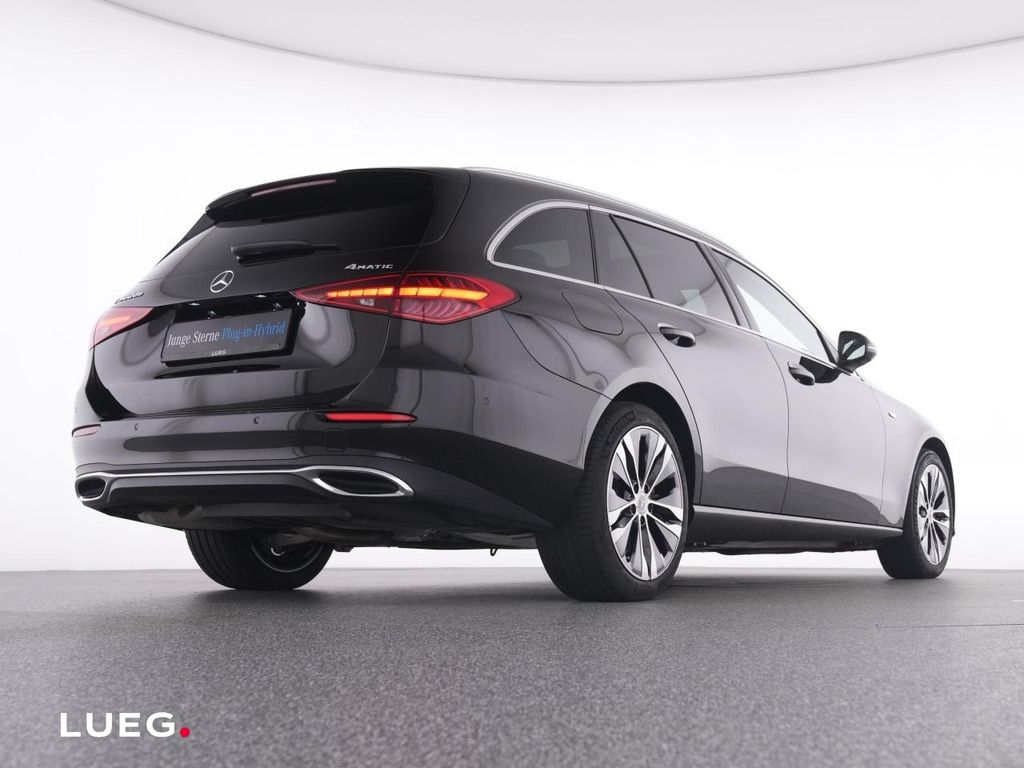 Mercedes-Benz C 300 2025