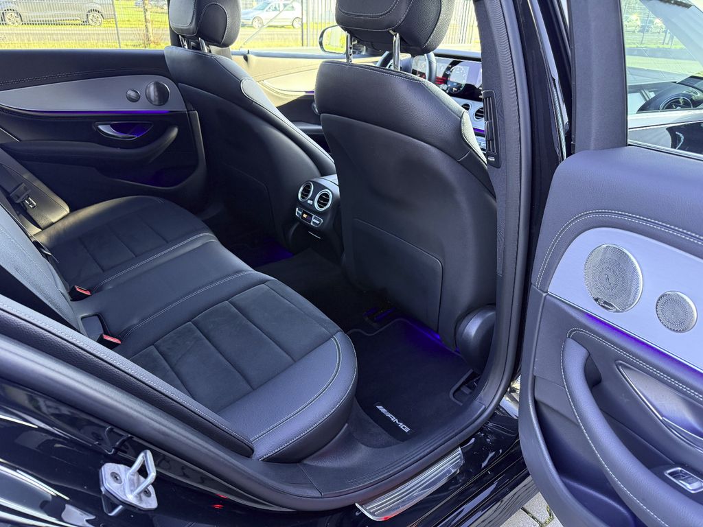 Mercedes-Benz E 300 2022