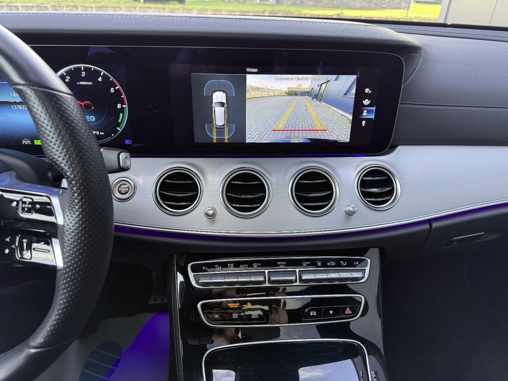 Mercedes-Benz E 300 2022