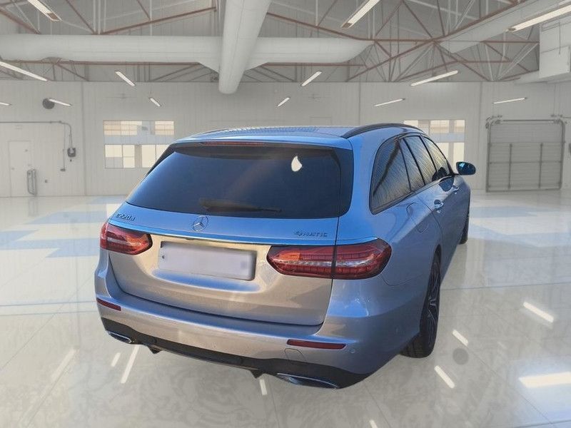 Mercedes-Benz Other 2022