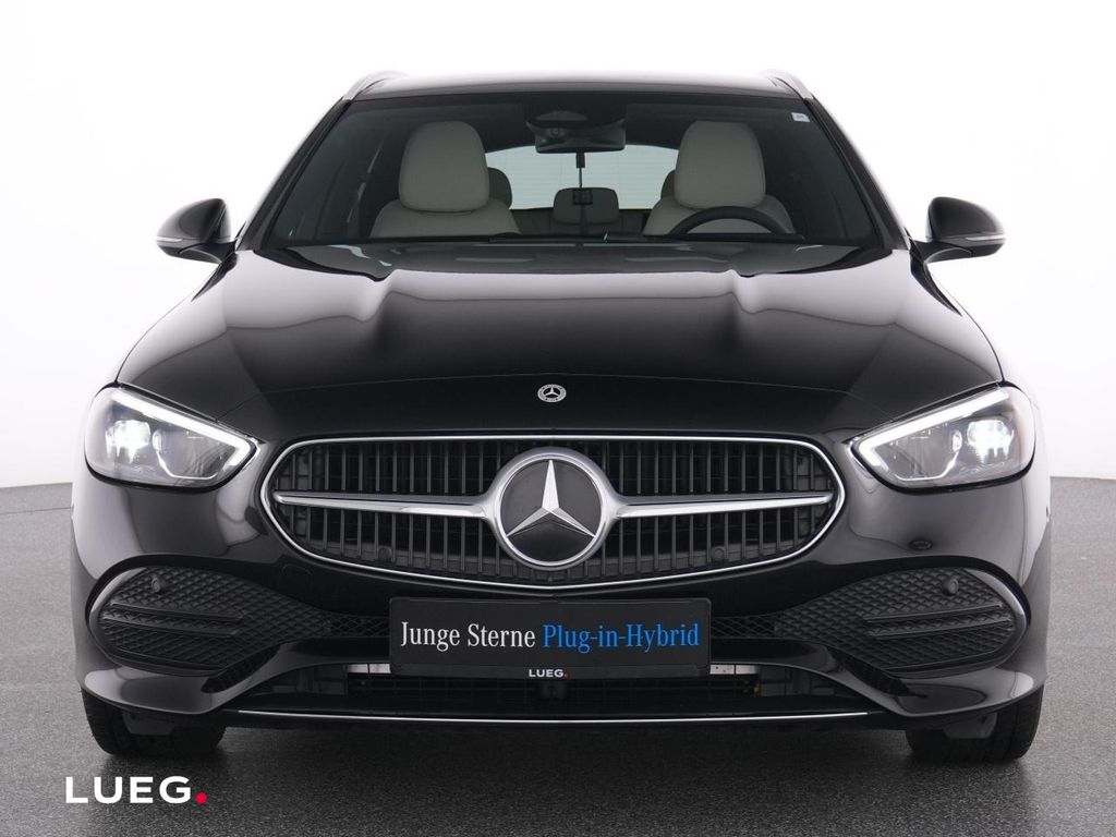 Mercedes-Benz C 300 2025
