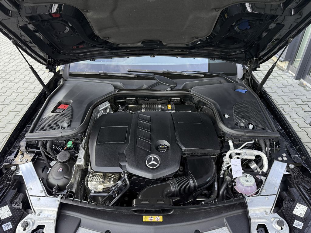 Mercedes-Benz E 300 2022