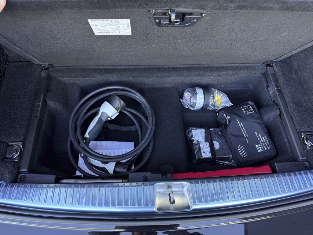 Mercedes-Benz E 300 2022