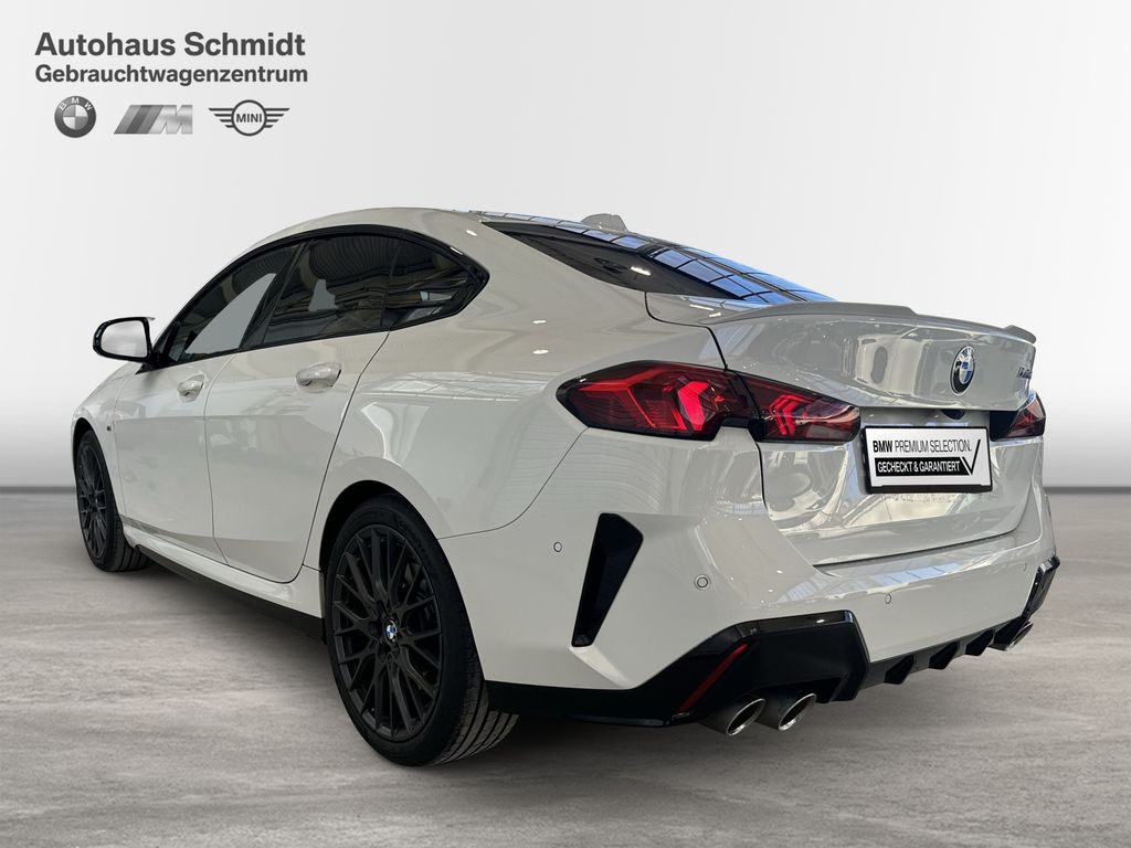 BMW M235 2025