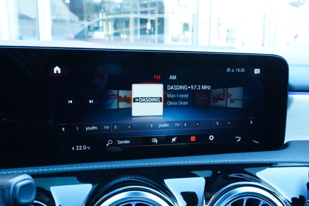 Mercedes-Benz CLA 200 2019