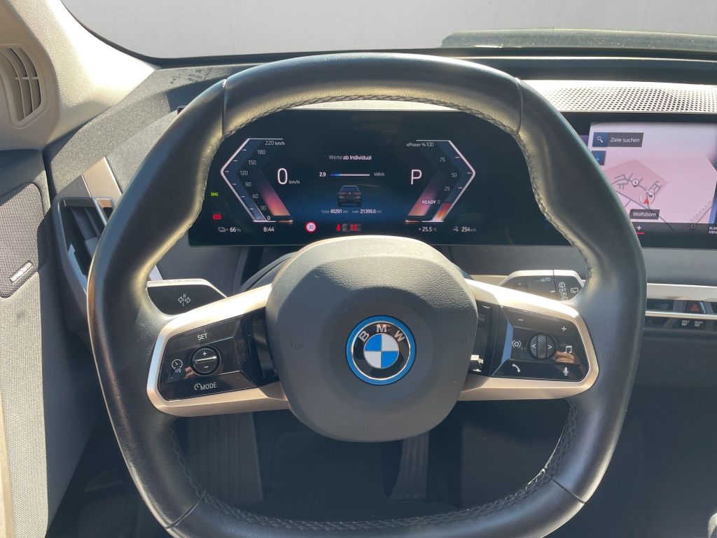 BMW iX 2022