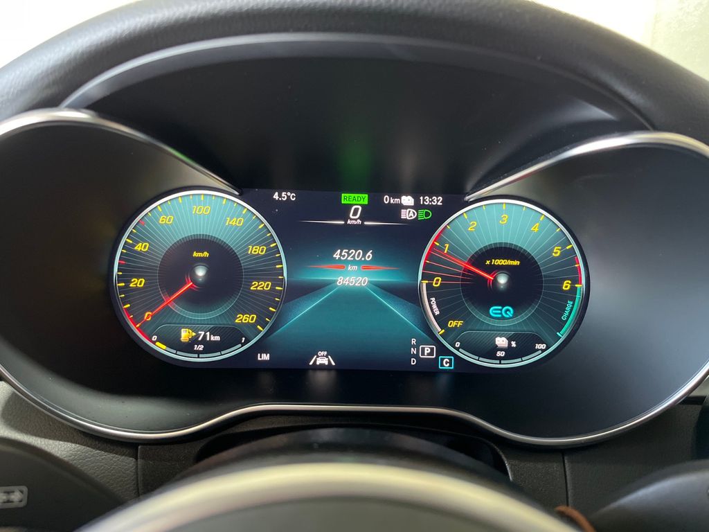 Mercedes-Benz GLC 300 2021