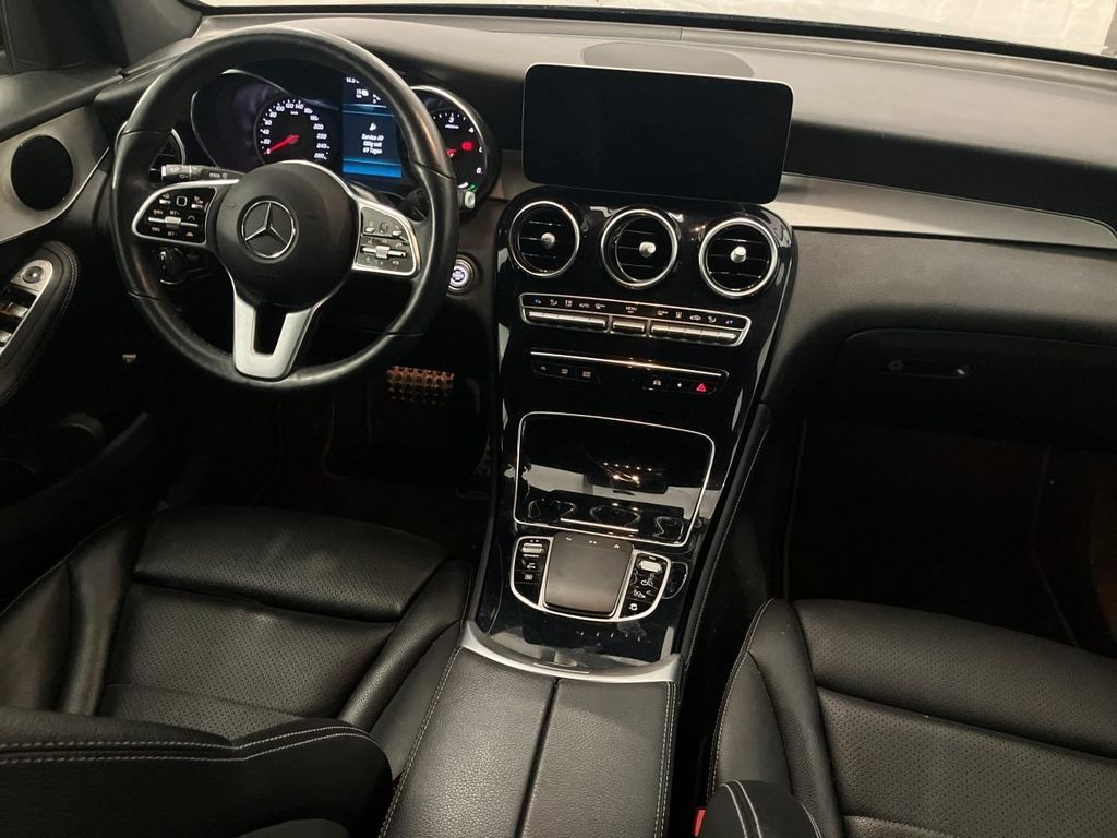 Mercedes-Benz GLC 300 2021