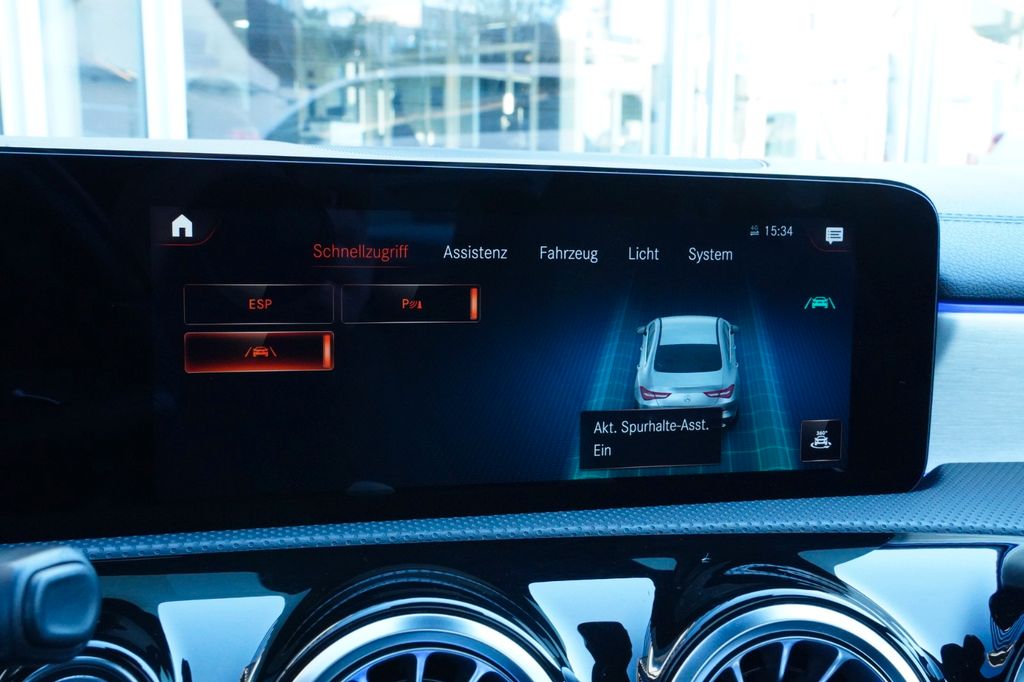 Mercedes-Benz CLA 200 2019