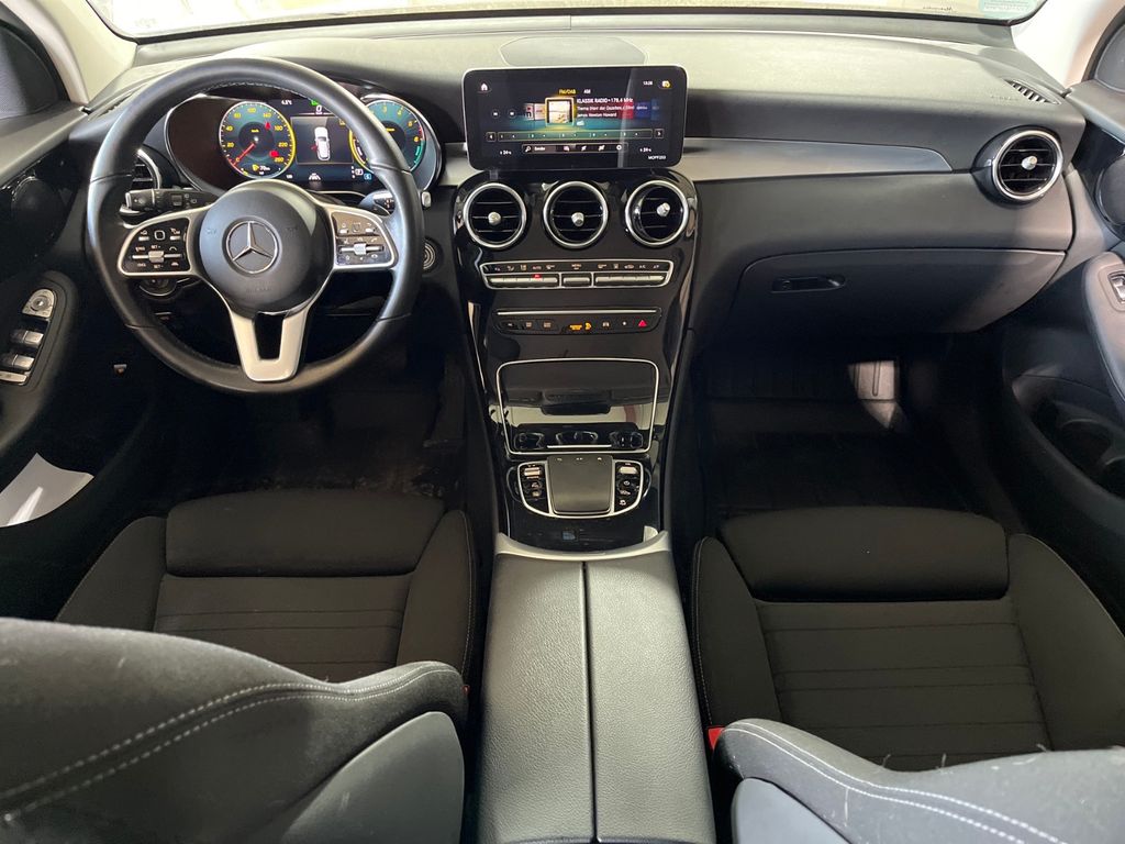 Mercedes-Benz GLC 300 2021