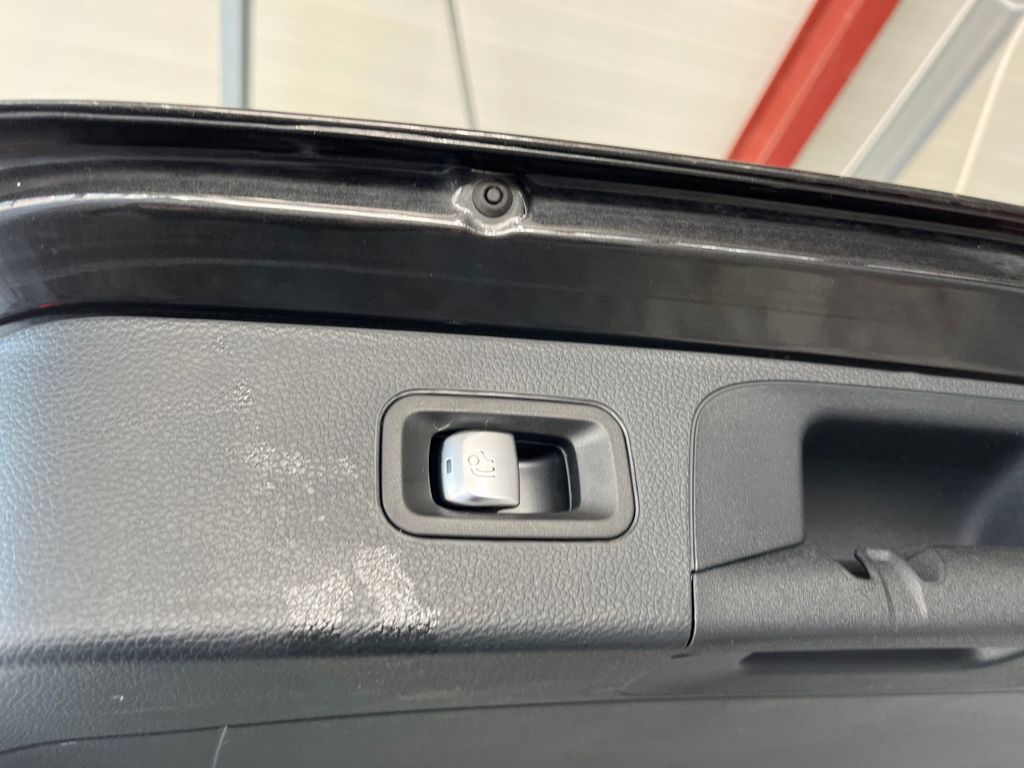 Mercedes-Benz GLC 300 2021