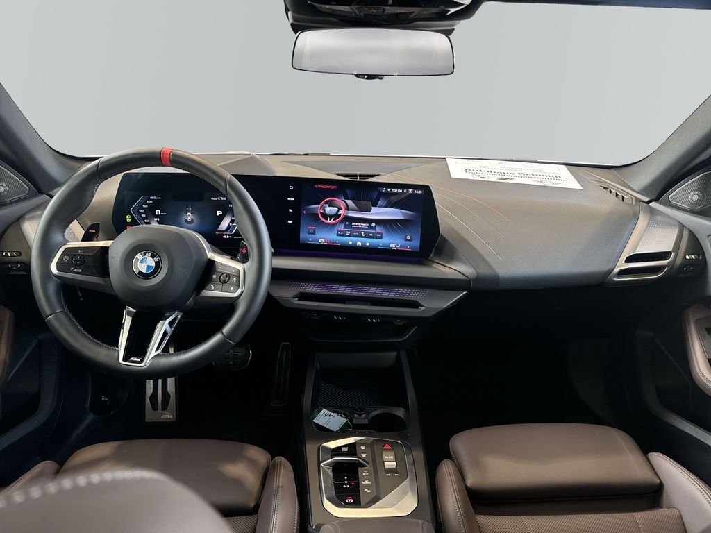 BMW M235 2025