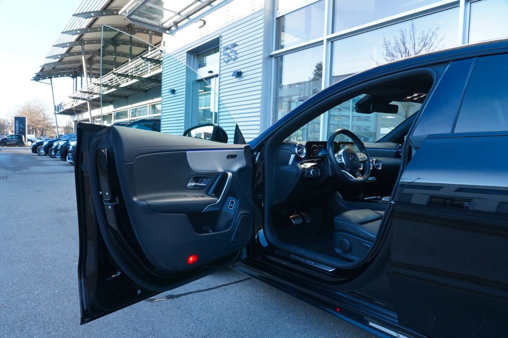 Mercedes-Benz CLA 200 2019