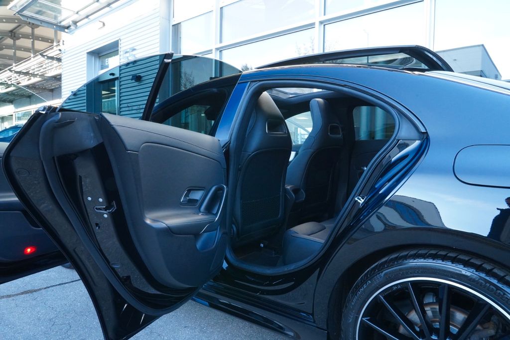 Mercedes-Benz CLA 200 2019