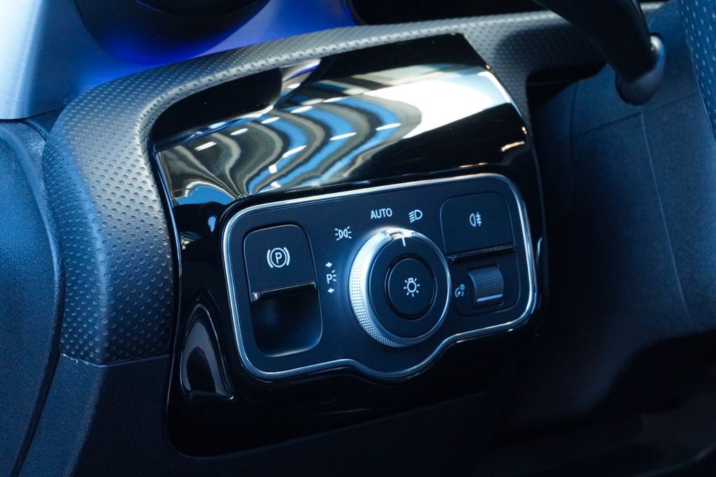 Mercedes-Benz CLA 200 2019