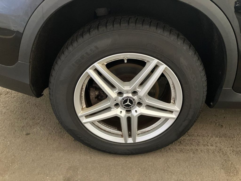 Mercedes-Benz GLC 300 2021