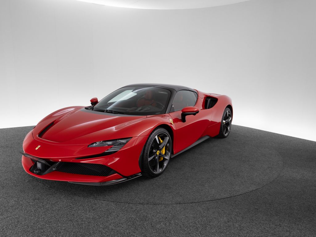 Ferrari SF90 2025