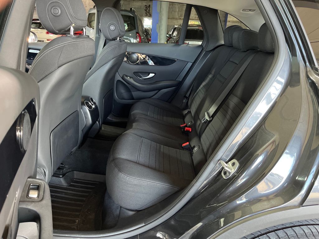 Mercedes-Benz GLC 300 2021