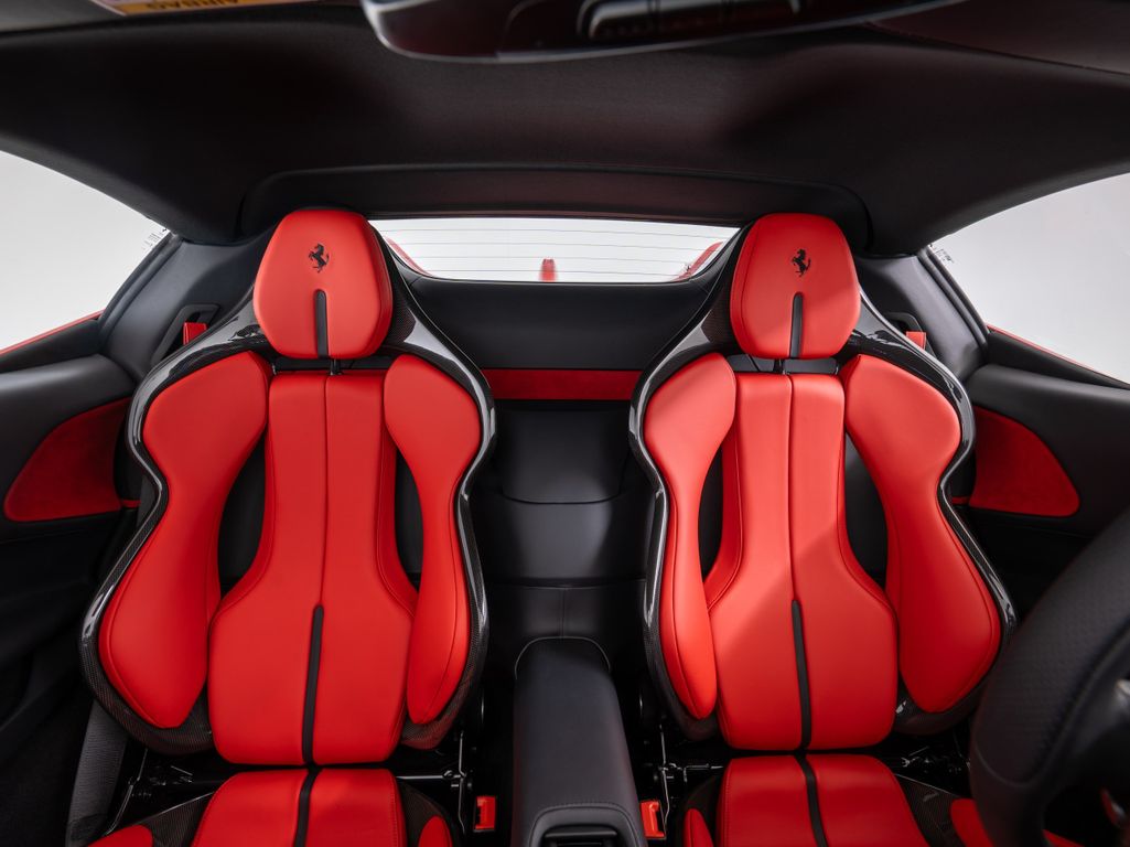Ferrari SF90 2025