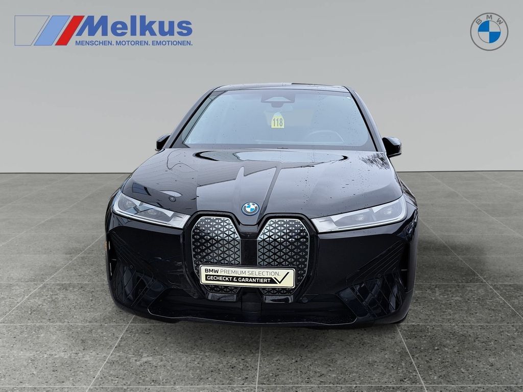 BMW iX 2023