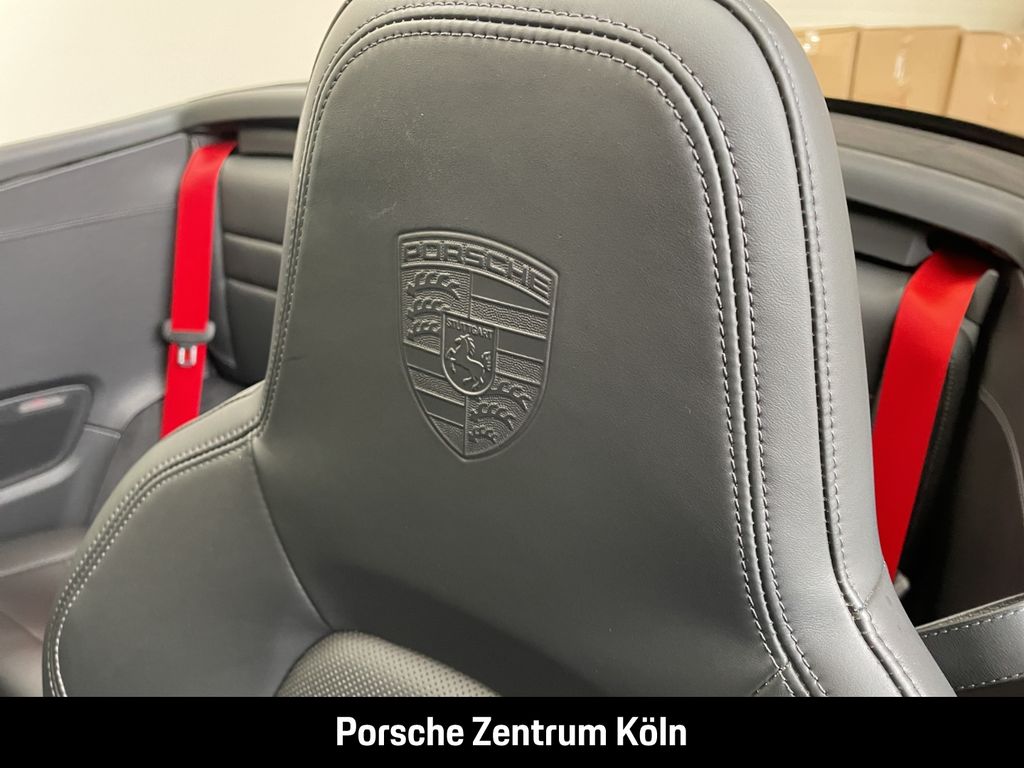 Porsche 992 2022