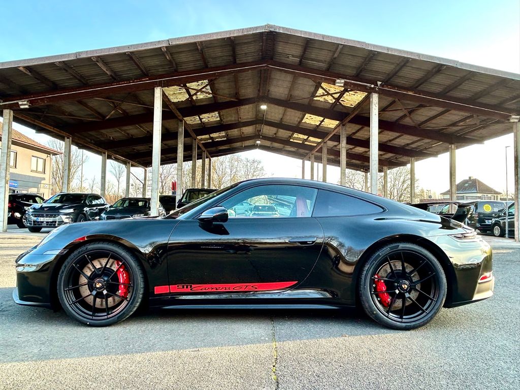 Porsche 992