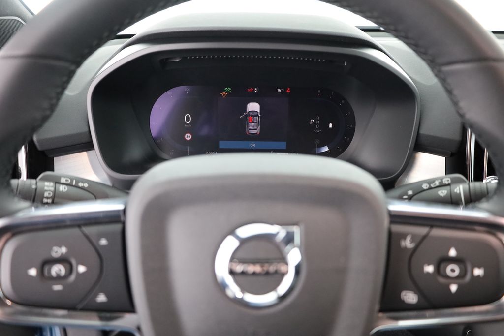 Volvo XC40 2024