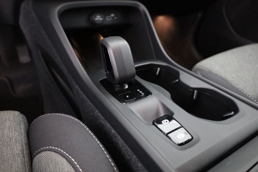 Volvo XC40 2024