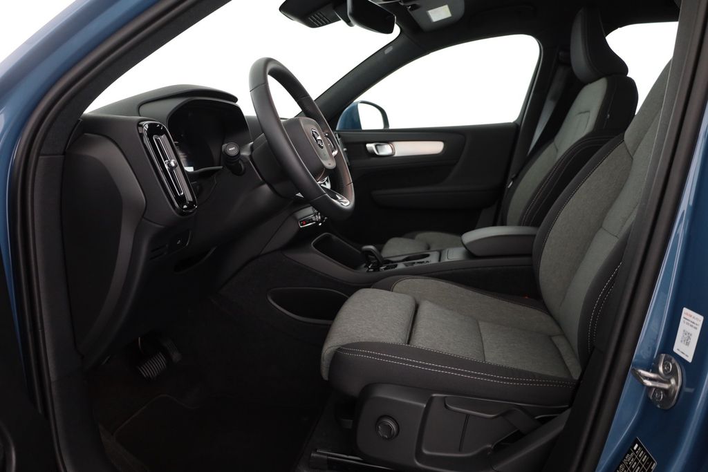Volvo XC40 2024