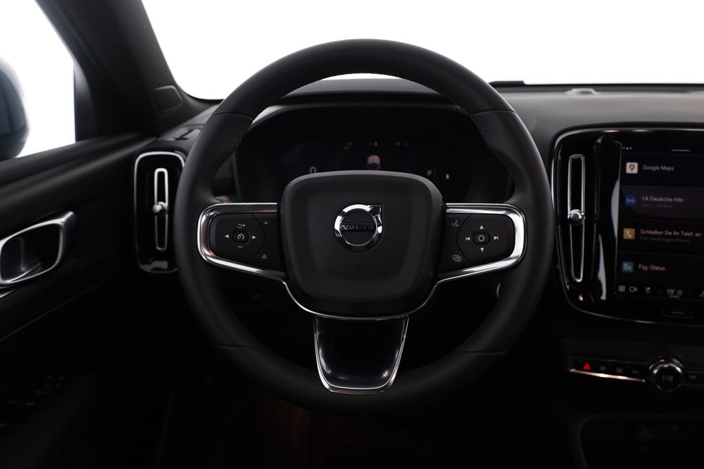 Volvo XC40 2024