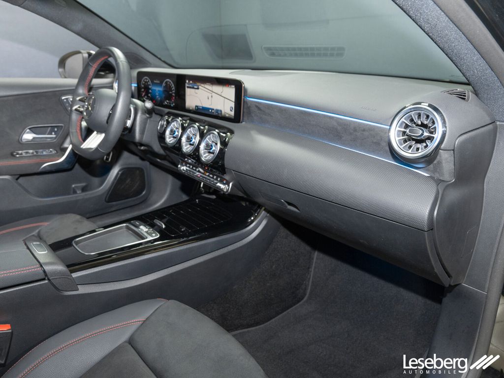 Mercedes-Benz A 250 2025