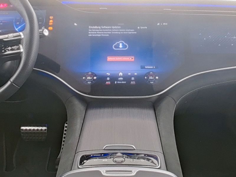 Mercedes-Benz EQE 2024