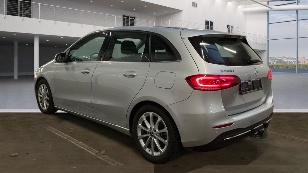 Mercedes-Benz B 220 2021