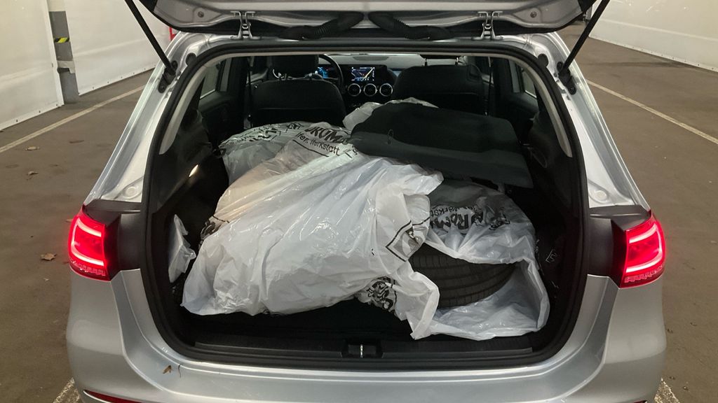 Mercedes-Benz B 220 2021