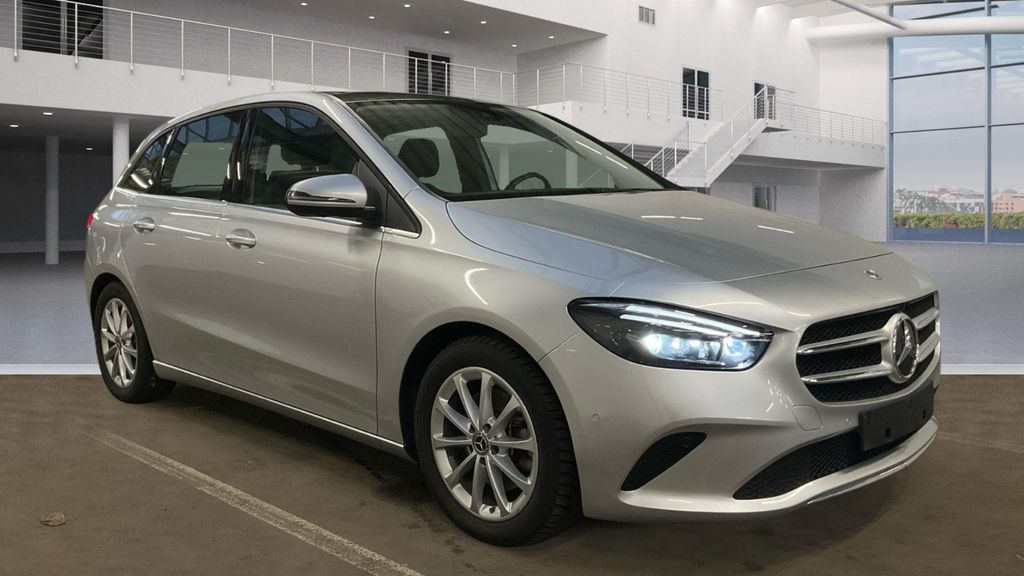 Mercedes-Benz B 220 2021