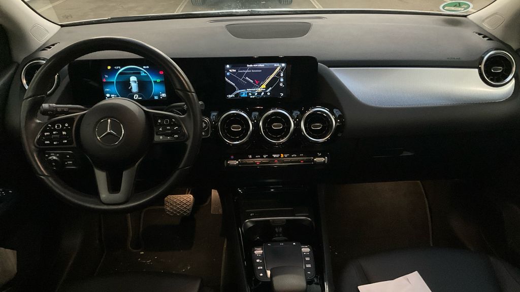 Mercedes-Benz B 220 2021