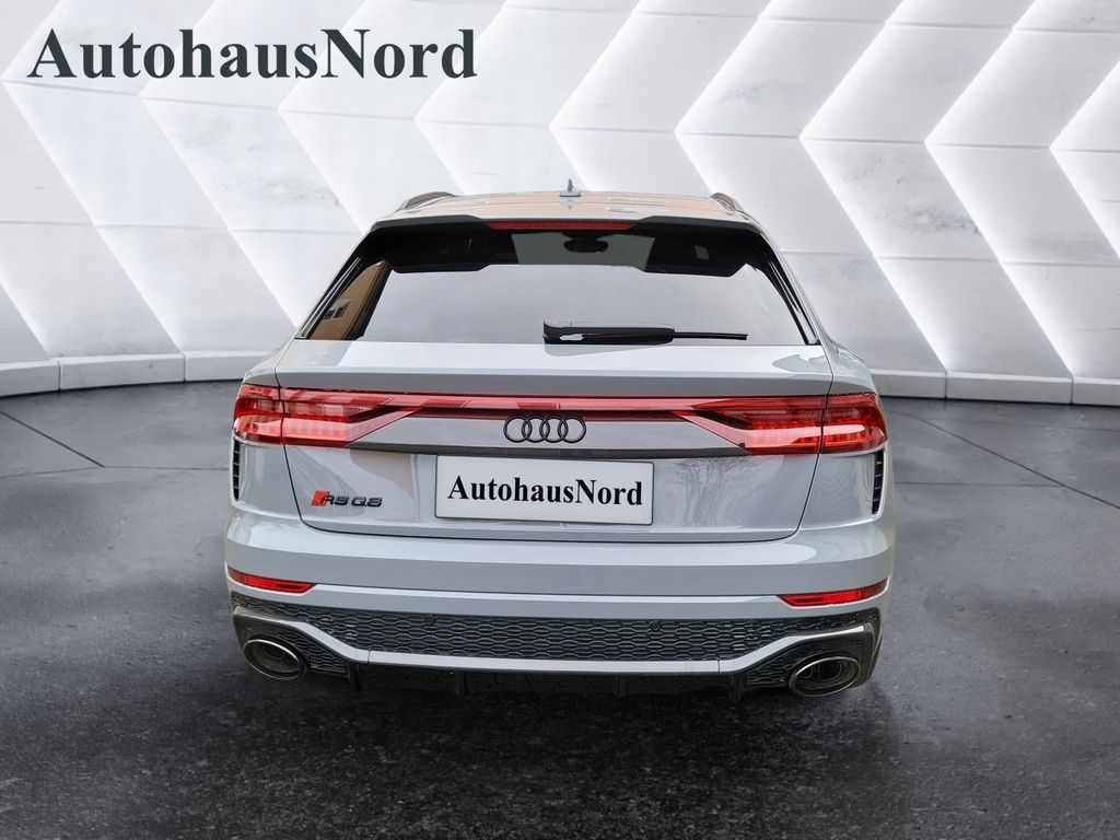 Audi RSQ8 2024