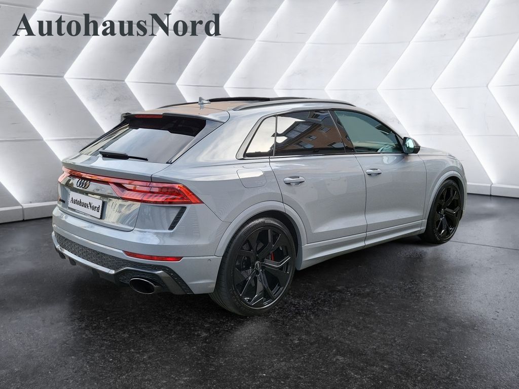 Audi RSQ8 2024